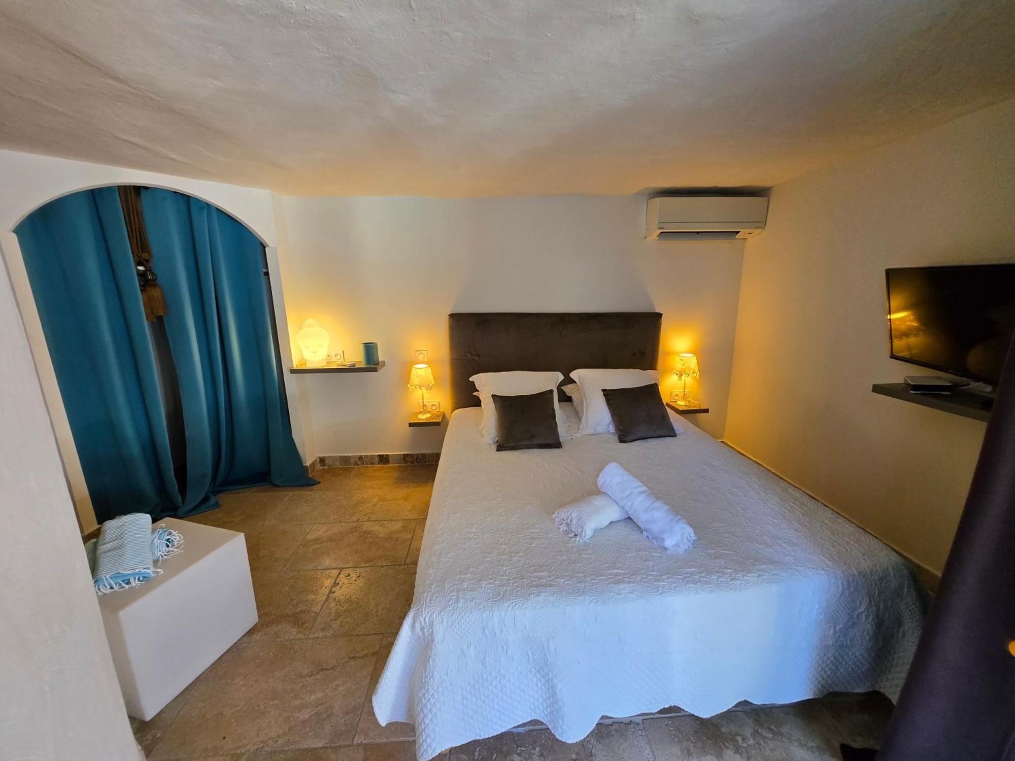 Villa Petra Bianca Suite & Chambre A 10Mn A Pied Du Port De Bonifacio ボニファシオ エクステリア 写真