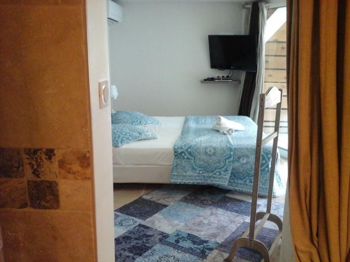 Villa Petra Bianca Suite & Chambre A 10Mn A Pied Du Port De Bonifacio ボニファシオ エクステリア 写真